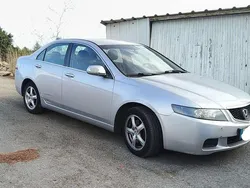 Usado 2003 Honda Accord Sedan | € 4.200
