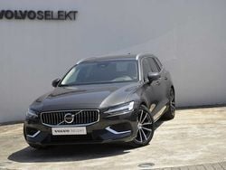 Cinzento Usado 2024 Volvo V60 Core Carrinha | € 44.800 (Preço justo)
