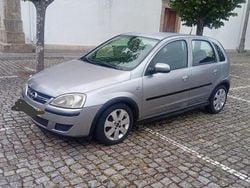 Usado 2004 Opel Corsa Cosmo Sedan | € 2.000 (Preço justo)