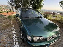 Usado 2000 Toyota Corolla Sedan | € 3.000