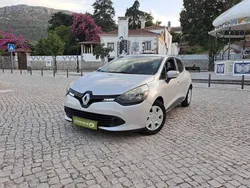 Cinzento Usado 2013 Renault Clio IV | € 6.950 (Bom preço)