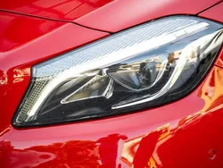 Vermelho Usado 2017 Mercedes A200 AMG line | € 19.990