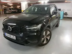 Preto Usado 2021 Volvo XC40 R-Design SUV | € 33.600 (Preço justo)
