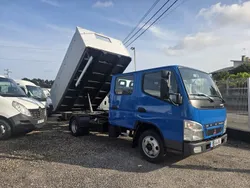 Azul Usado 2009 Mitsubishi Canter | € 17.900