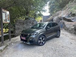 Cinzento Usado 2019 Peugeot 3008 | € 21.500 (Preço justo)