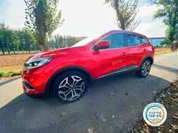 Vermelho Usado 2021 Renault Kadjar Intens SUV | € 19.900 (Preço justo)