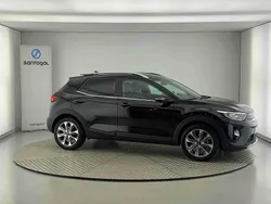 Preto Usado 2021 Kia Stonic SUV | € 18.490 (Preço justo)