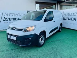 Branco Usado 2019 Citroën Berlingo Monovolume | € 15.000 (Preço elevado)