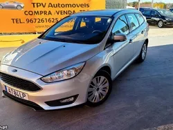 Cinza Usado 2017 Ford Focus Titanium Carrinha | € 13.950 (Preço justo)