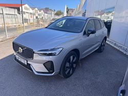 Prata Usado 2024 Volvo XC60 Plus SUV | € 56.000 (Preço justo)