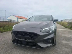 Cinzento Usado 2020 Ford Focus | € 17.490 (Preço elevado)