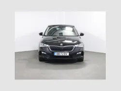 Preto Usado 2023 Skoda Scala Ambition Citadino | € 16.990 (Preço justo)