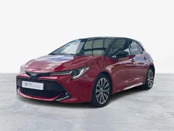 Vermelho (pintura metalizada especial) Usado 2019 Toyota Corolla Sedan | € 22.250 (Bom preço)