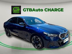 Azul Usado 2024 BMW i5 Shadowline Sedan | € 76.900 (Preço elevado)