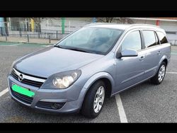 Usado 2005 Opel Astra Sedan | € 3.100 (Bom preço)