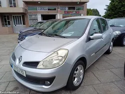 Cinza Usado 2007 Renault Clio II Rip Curl | € 2.799 (Bom preço)