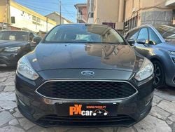 Cinza Usado 2015 Ford Focus Trend+ Carrinha | € 11.000 (Preço justo)