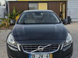 Cinza Usado 2010 Volvo S60 Kinetic Sedan | € 9.500