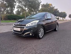 Preto Usado 2017 Peugeot 208 Citadino | € 11.950 (Preço justo)