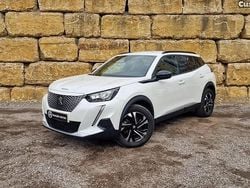 Branco Usado 2023 Peugeot e-2008 Allure SUV | € 23.750 (Preço justo)