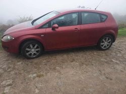 Vermelho Usado 2005 Seat Leon Citadino | € 4.000