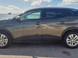 Cinzento Usado 2019 Peugeot 3008 Citadino | € 15.500 (Bom preço)