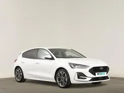 Branco Usado 2023 Ford Focus ST-Line X | € 21.490 (Preço justo)