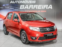 Vermelho Usado 2013 Dacia Sandero Comfort Citadino | € 7.900