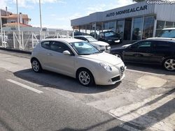 Branco Usado 2013 Alfa Romeo MiTo Distinctive Citadino | € 8.900 (Preço elevado)