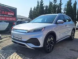 Branco Usado 2023 BYD Atto 3 Design SUV | € 27.000 (Preço justo)