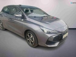 Cinzento Usado 2025 MG MG3 Comfort Citadino | € 19.900