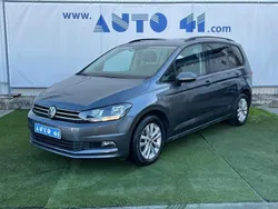 Cinzento Usado 2019 VW Touran Monovolume | € 23.650 (Bom preço)