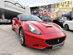 Vermelho Usado 2016 Ferrari California Coupé | € 129.950