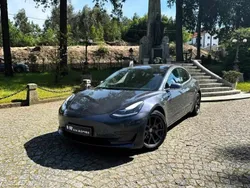 Cinzento Usado 2019 Tesla Model 3 Sedan | € 22.850 (Bom preço)
