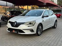 Branco Usado 2016 Renault Mégane GT Line GT-Line | € 15.950 (Bom preço)