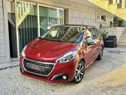 Usado 2017 Peugeot 208 Allure Citadino | € 10.400 (Preço justo)