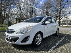 Usado 2011 Opel Corsa Sedan | € 5.500 (Bom preço)