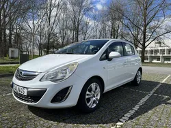 Usado 2011 Opel Corsa Sedan | € 5.500 (Preço justo)