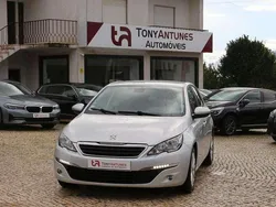 Cinza Usado 2019 Peugeot 308 Style | € 12.900 (Preço justo)