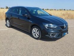 Preto Usado 2020 Renault Mégane IV Carrinha | € 17.500 (Preço justo)