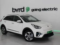 Branco Usado 2021 Kia e-Niro Active SUV | € 23.900 (Bom preço)