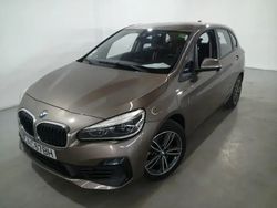 Castanho Usado 2020 BMW 225 Active Tourer Sport Line Monovolume | € 23.990 (Preço justo)