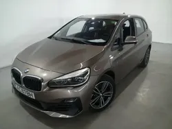 Castanho Usado 2020 BMW 225 Active Tourer Sport Line Monovolume | € 23.990 (Preço justo)