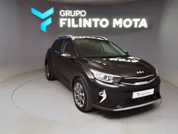 Preto Usado 2024 Kia Stonic SUV | € 18.090 (Preço justo)