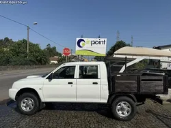 Branco Usado 2003 Mitsubishi L200 Pickup | € 13.750 (Preço justo)