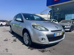 Cinza Usado 2010 Renault Clio II Dynamique | € 6.580 (Preço justo)