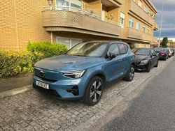 Azul Usado 2022 Volvo XC40 SUV | € 29.000