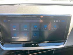 Branco Usado 2025 Peugeot 2008 Allure SUV | € 26.490