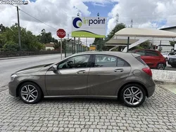 Castanho Usado 2014 Mercedes A180 Style | € 15.250 (Preço justo)