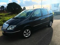 Preto Usado 2002 Lancia Phedra Monovolume | € 3.800